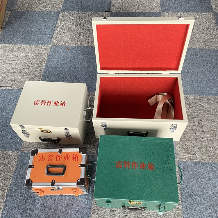 北京爆破工程作业箱如何选择？玻璃钢与传统材质的全面对比